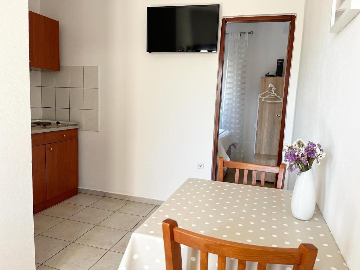 Apartments Fortuna Biograd Na Moru Exteriör bild