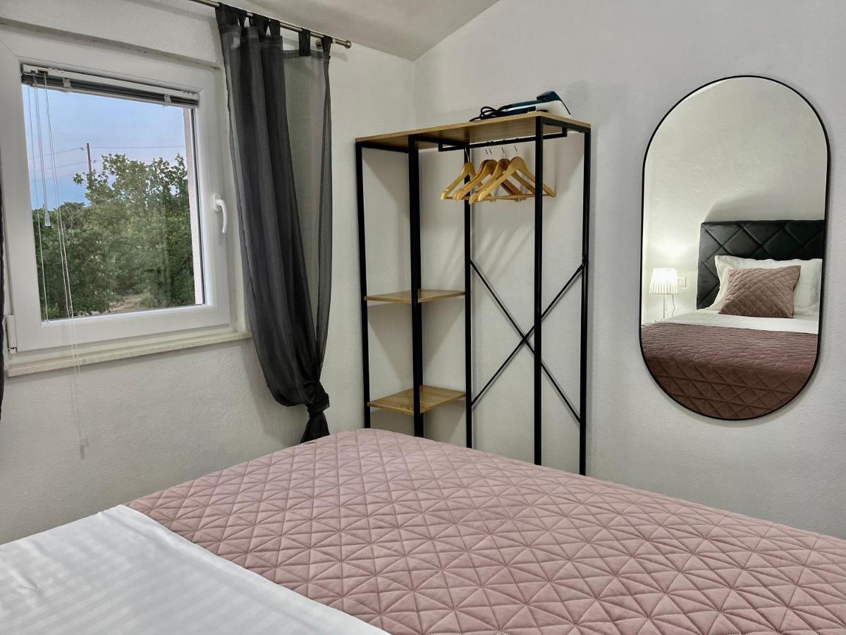 Apartments Fortuna Biograd Na Moru Exteriör bild