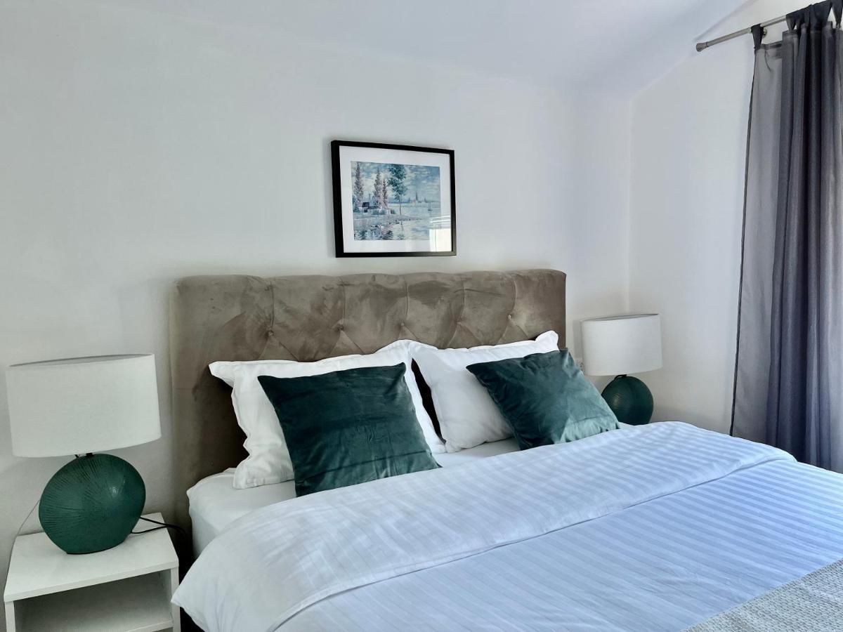Apartments Fortuna Biograd Na Moru Exteriör bild