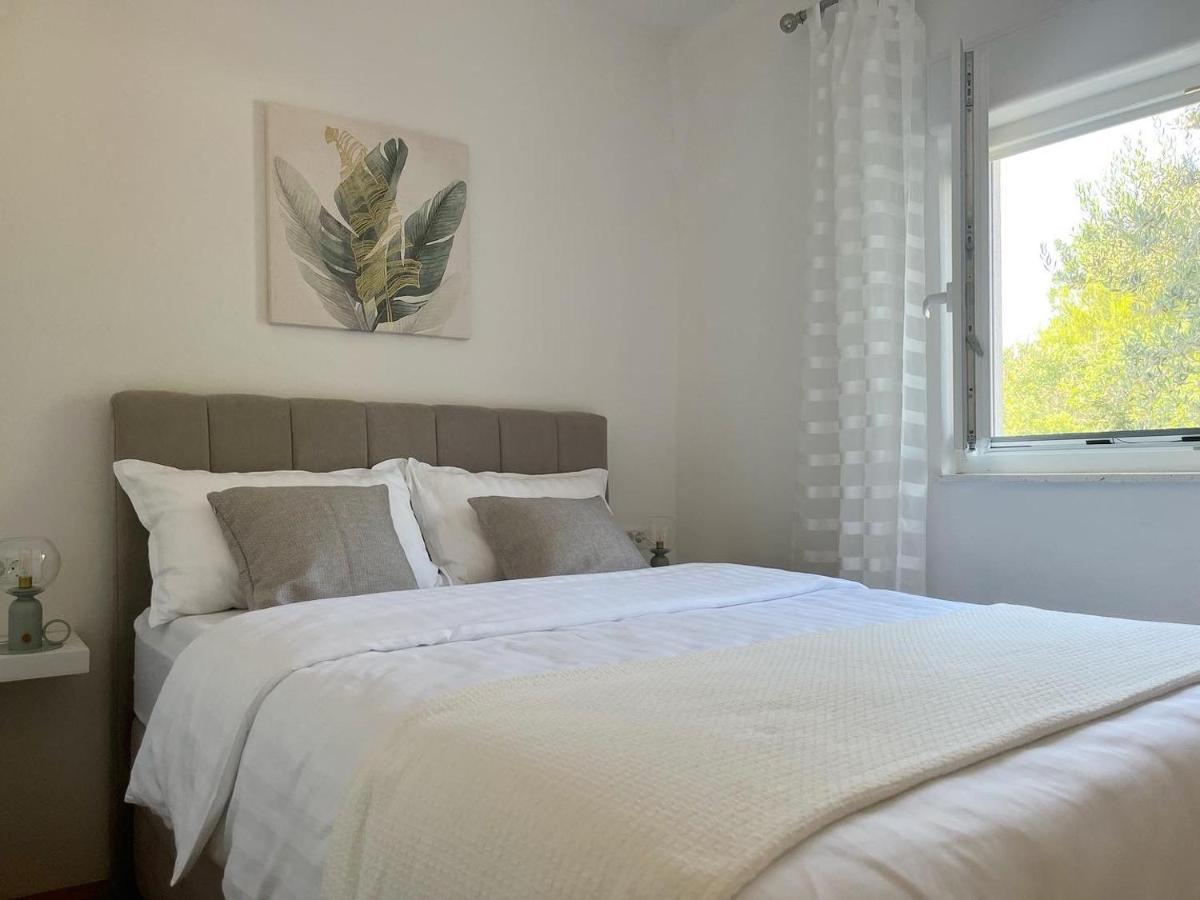Apartments Fortuna Biograd Na Moru Exteriör bild