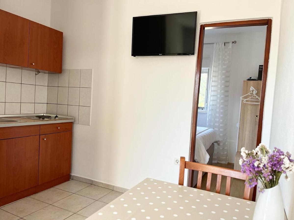 Apartments Fortuna Biograd Na Moru Exteriör bild
