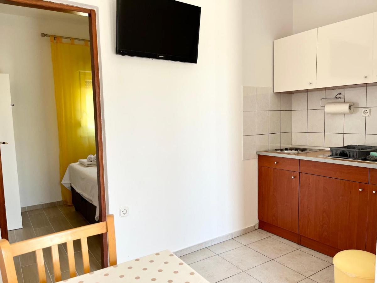 Apartments Fortuna Biograd Na Moru Exteriör bild